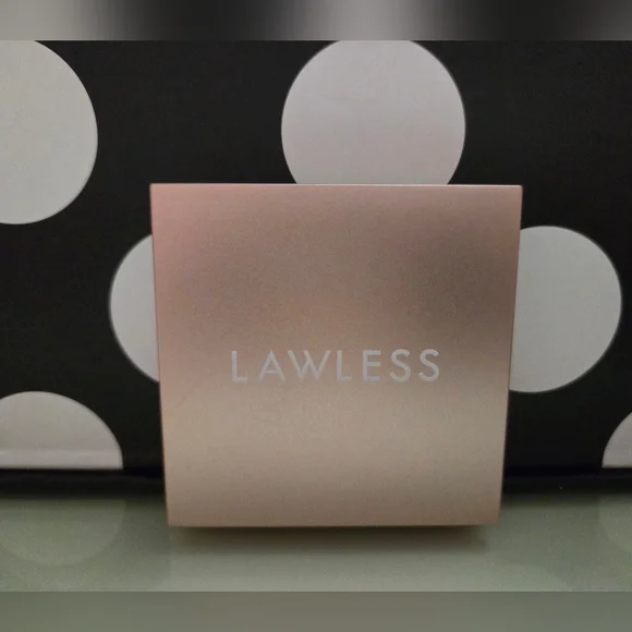 ✨️LAWLESS Blush✨️ - Picture 2 of 4